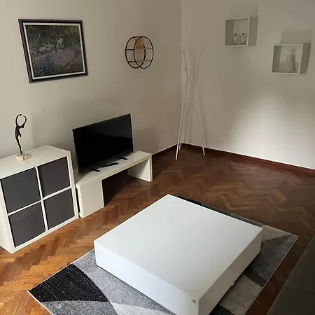 Casa Alice A 2 Passi Dal Centro 55 Mt 2 * Terst